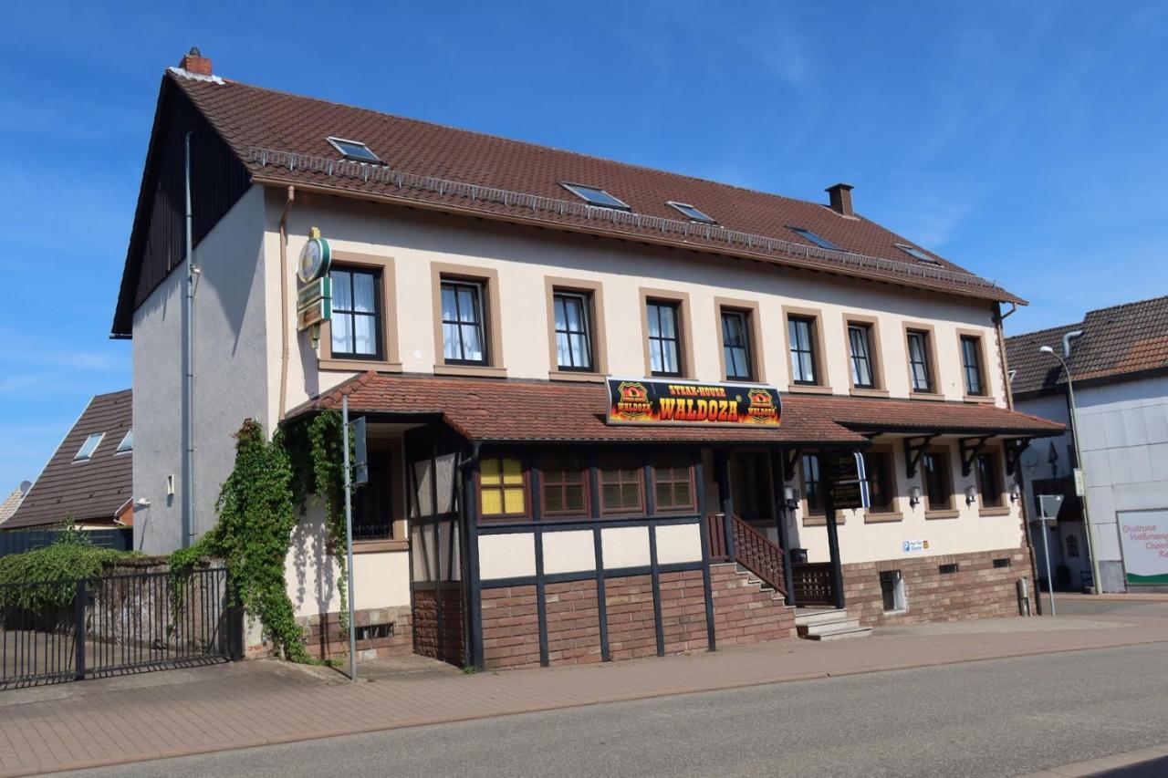 Hotel Waldoza Waldmohr Esterno foto