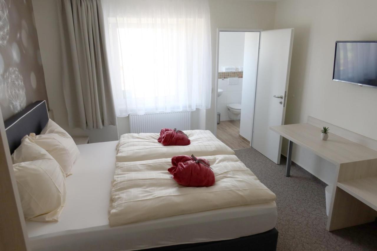 Hotel Waldoza Waldmohr Esterno foto